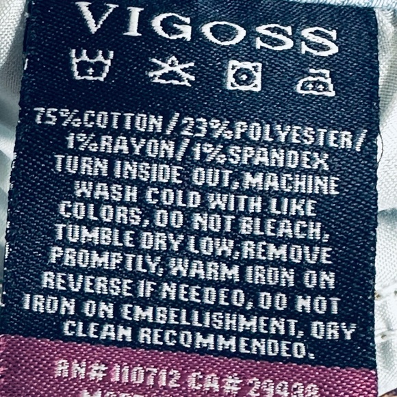 Women’s Vigoss Mid Rise Jean Shorts - Picture 4 of 4